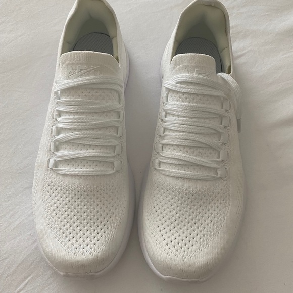 APL Shoes - APL White Techloom Wave Sneakers